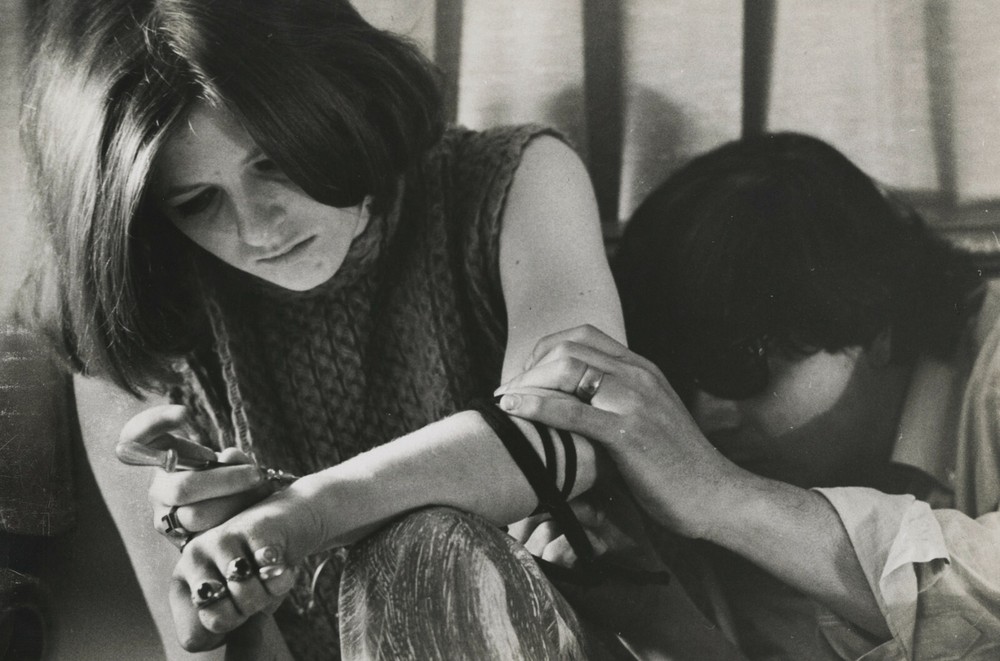 HEROIN ADDICT: Los Angeles, 1966 / Lawrence SCHILLER /PIX-K/ VINTAGE / STAMPED