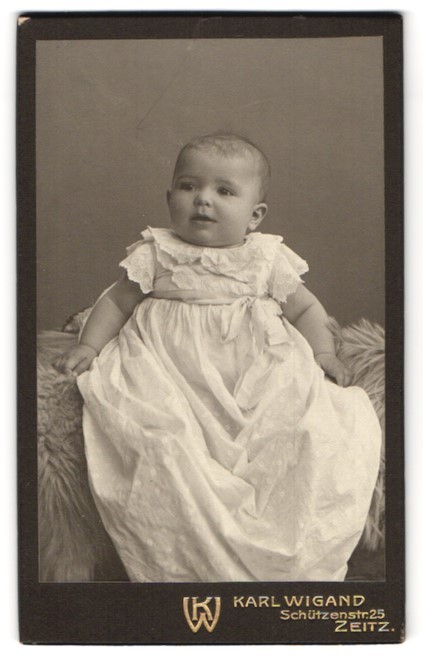 Photograph Karl Wigand, Zeitz, Schützenstr. 25, Portrait of a Baby in White K