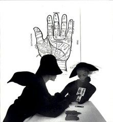 1984 Irving Penn Fashion Models Reading Tarot Cards 1949 Art Photo Engraving