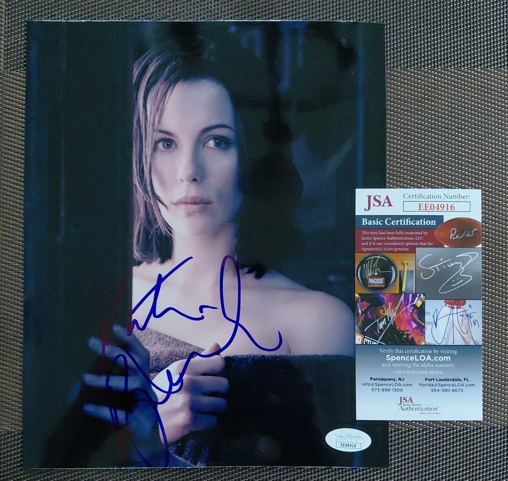 KATE BECKINSALE Actress Hand Signed Autograph JSA COA