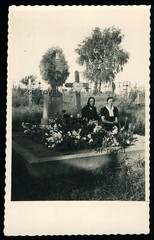 Cemetery in the Lost Eastern Territories 1940 Before Resettlement – Photo AK 8x13cm