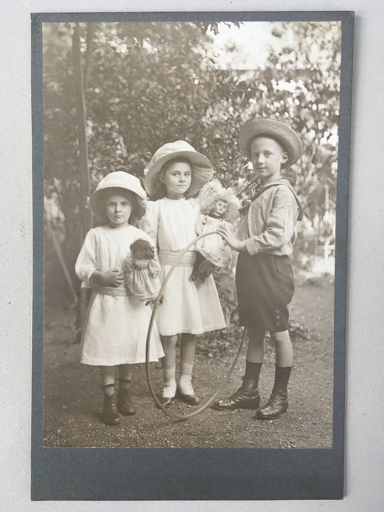 Plate Camera Photo Original Old Photo Circa 1900 11×16.5 cm Three Children