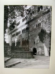 Die Wartburg, linen cassette, with 20 original photographs, silver gelatin