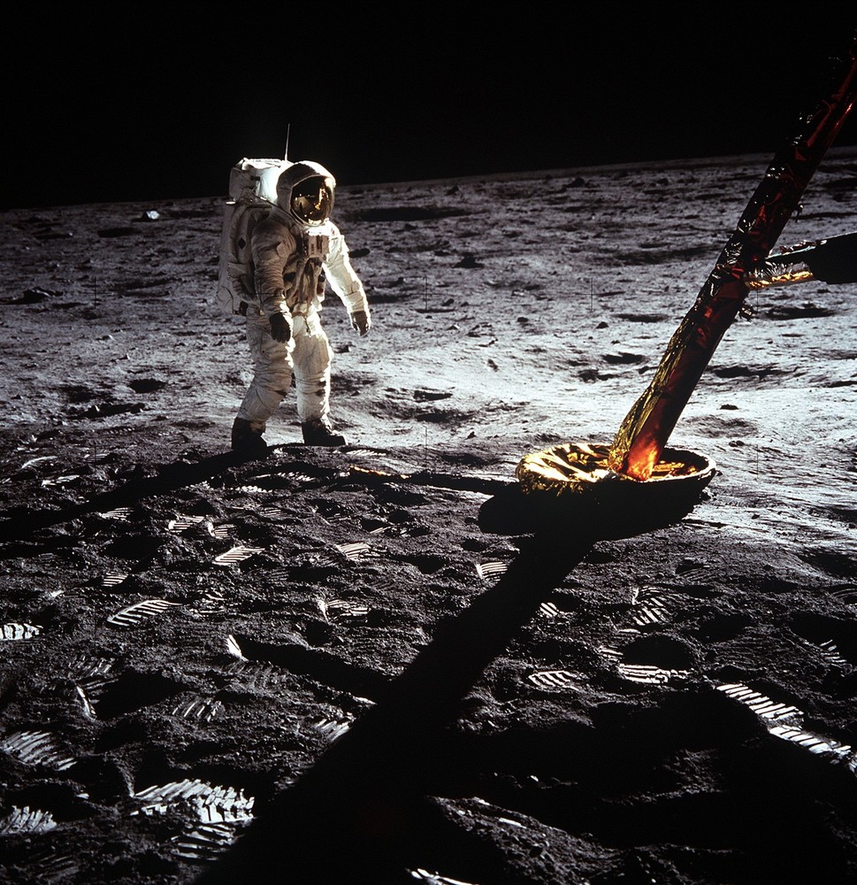 Photo NASA – Apollo 11 – On The Moon – Spaceflight
