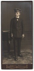 Photograph Ernst Roet, Dresden, Wettinerstr. 15, Portrait Young Boy in Fine
