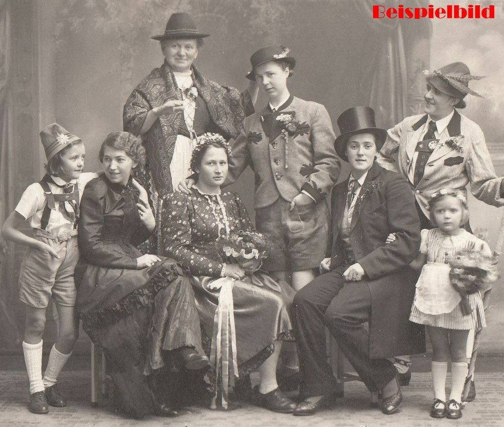 Alte Fotos Familie Feier feiern Party Vintage Antik Schwarz/Weiss Fotografien