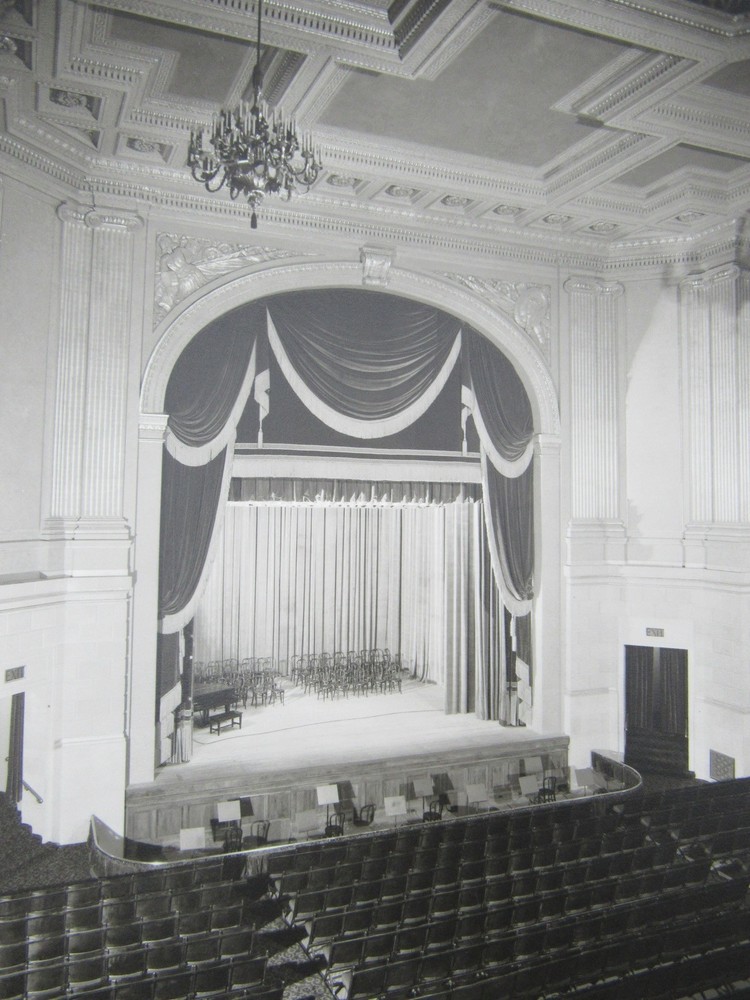 Vintage Gabriel Moulin Studios stamped photograph theater interior 8×10″