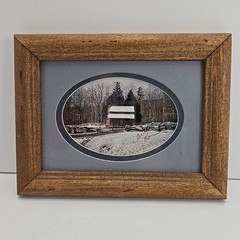 Log Cabin Framed Photo 4″ x 6″ Oval – Frame 6.5″ x 8.5″ – Signed by Photographer