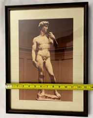 Photo of David sculpture by Michelangelo Framed Matted w/Glass EUC 18×13.5
