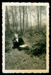 Wroclaw Oswitz 1932 – Woman in the Oswitz Forest – 1930s Silesia – Photo 6x9cm