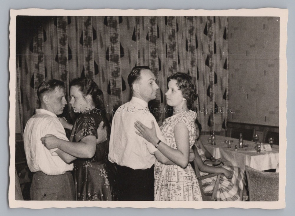 2 Couples Dancing Dance Night – Vintage Photo 1950s