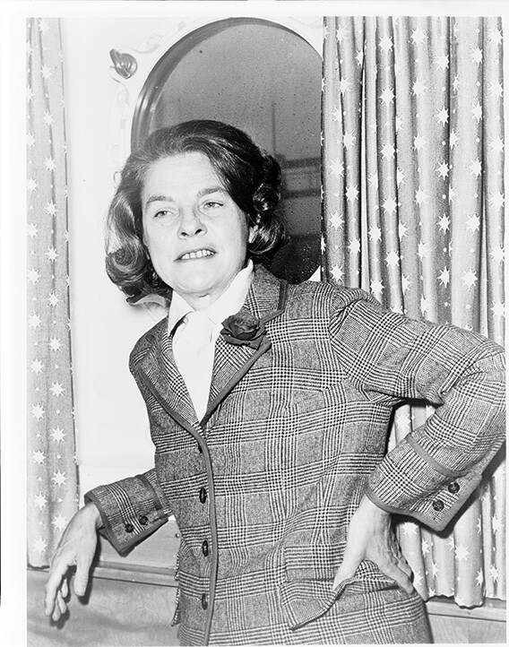 Mary McCarthy Photograph – Vintage Photo from 1963