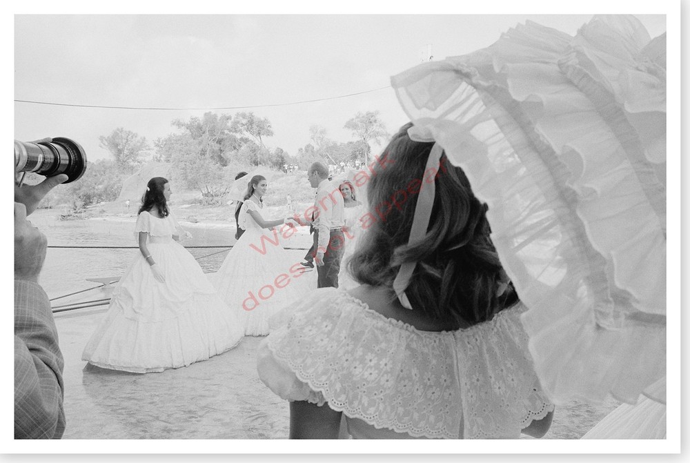Gerald Ford Greeting Southern Belles 1976 Campaign Silver Halide Photo
