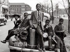 Russell Lee Photo, «Sunday Morning, Southside, Chicago» 1941