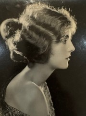 Dorothy Mackaill – Portrait by Edwin Bower Hesser (circa late 1920s)