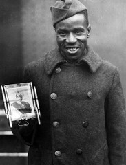 WWI Famous AA Soldier Corp Fred McIntyre Keeps Kaisers Photo as Talisman Photo