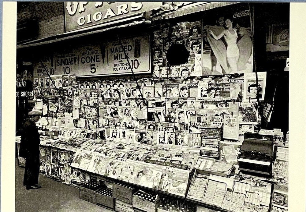Newsstand NYC 1935 Art Print Card Photo By Berenice Abbott 4.25”x6” Fotofolio