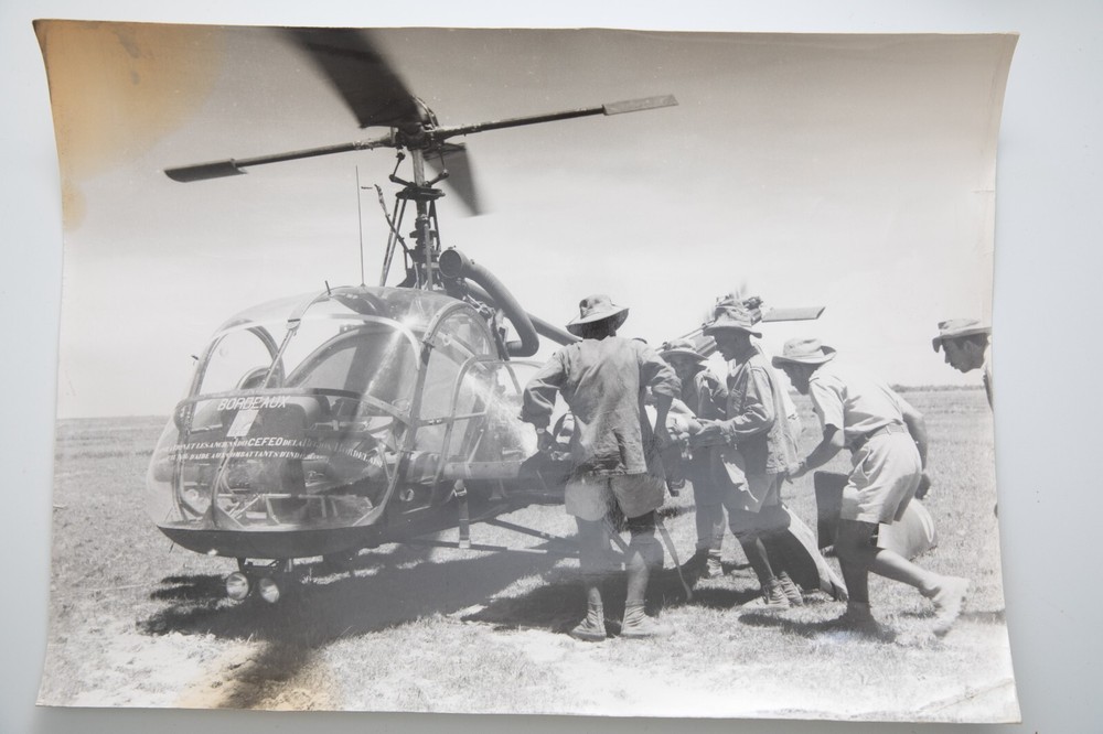 Vintage Indochina Military Helicopter Photo 30x40cm Circa 1950