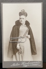 Photo CDV KAB portrait businesswoman Eisermann Crossen or Poland fur hat picture