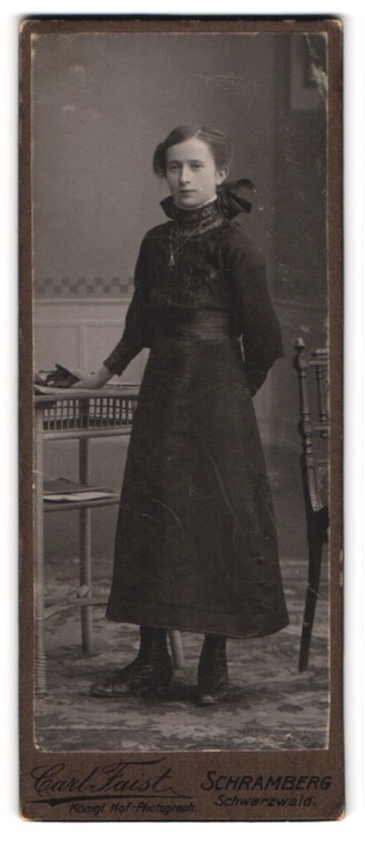 Photograph Carl Faist, Schramberg/Black Forest, portrait young lady in dress