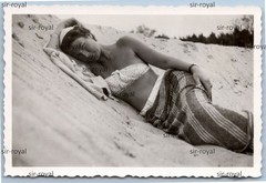 Pretty Woman in Bikini in Timmendorfer Strand 1949 – Baltic Sea 1940s – Photo 9x6cm