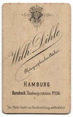 Photograph Wilh. Dihle, Hamburg-Barmbek, Hamburgerstr. 154, Young Lady in Zeitg