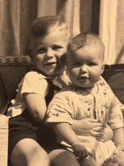 🎁Lot Portrait Beautiful Photo SW Kids Sitting Posing Happiness Moments ~40-50s 13×18