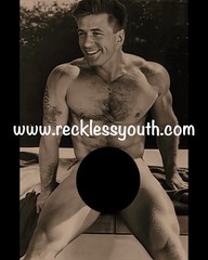 Nudes – Alec Baldwin 002