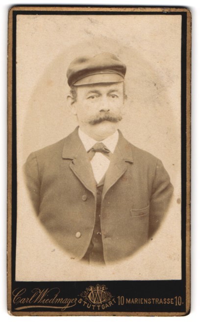 Photograph Carl Wiedmayer, Stuttgart, Marienstr. 10, Portrait of an Elegantly Gek