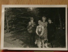 Photo 1952 boy Lederhosen dog dog boy woman women A10