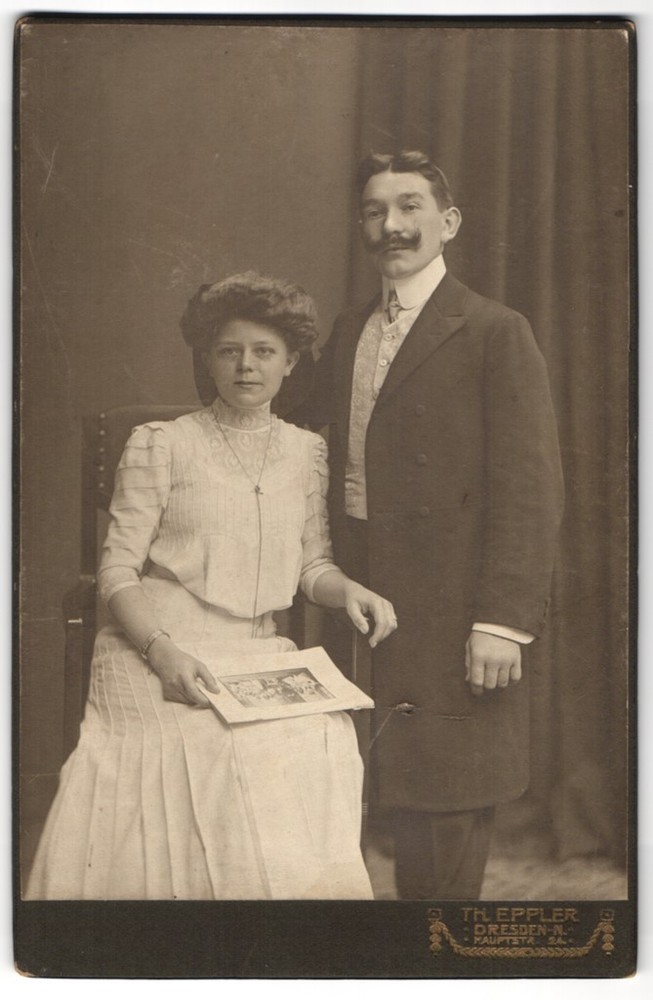Photograph Th. Eppler, Dresden, Hauptstr. 24, sitting woman with book standing next to