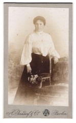 Photograph A. Jandorf, Berlin, Brunnenstr. 19-21, Portrait Brunette Beauty i