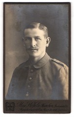 Photograph Max Höfele, Munich, Dachauerstraße 25, soldier in field grey with pomad