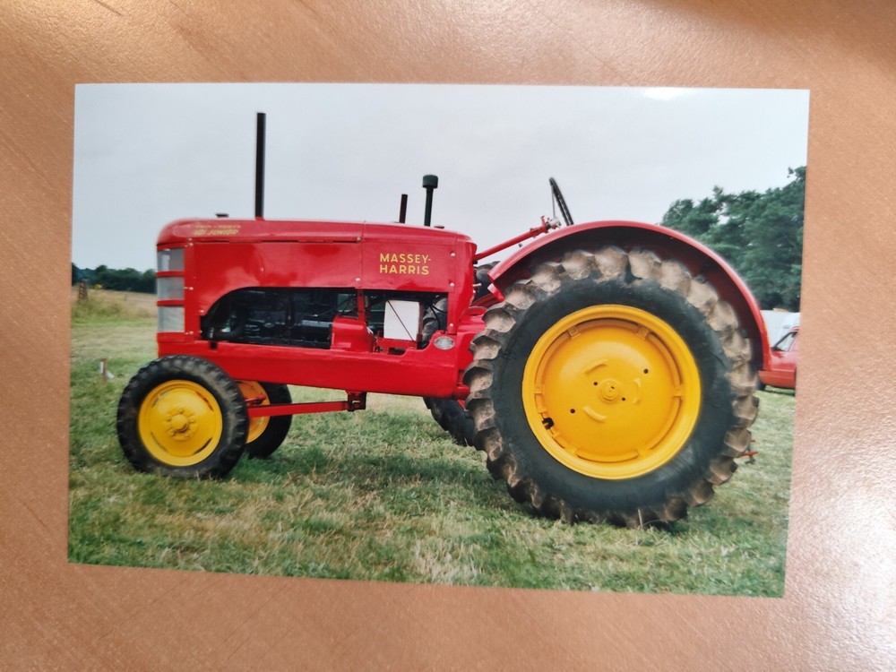 Photo Massey Harris tractor hauler tractor photo FM