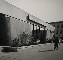 Vintage EZRA STOLLER SCHOOL MODERNIST Bank Architecture PHOTOGRAPH – Manny Hanny