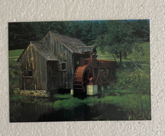 1980’s Advanced Graphics Home W/ Well Postcard H. Armstrong Roberts Print 7″X 5″
