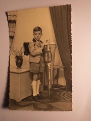 Leipzig – little boy with school bag satchel – enrollment students school / photo