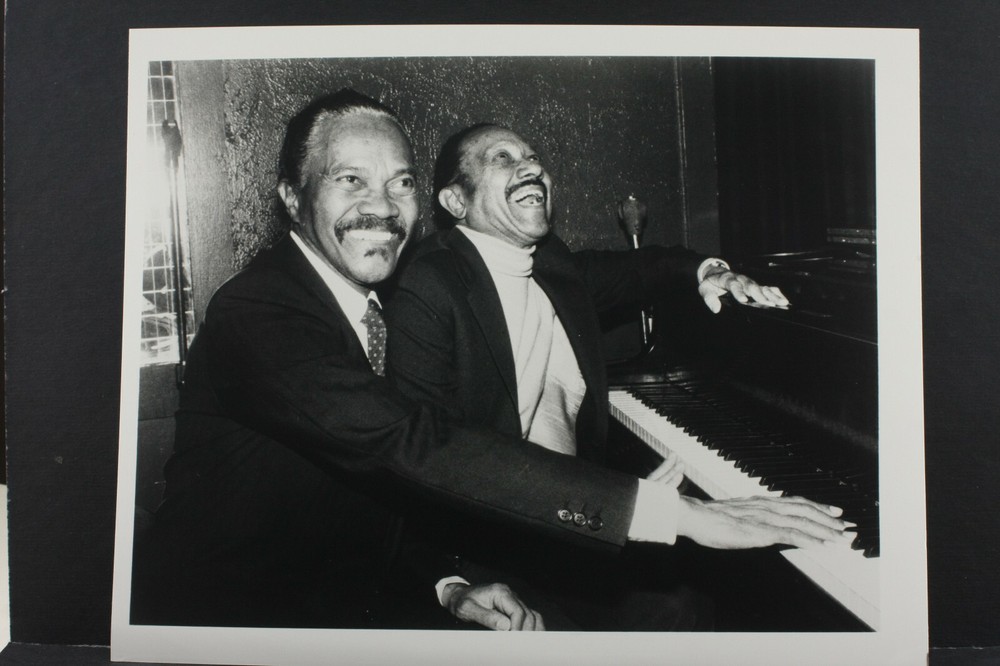 Happy Jazz Musicians at the Piano Photo – 8×10″ Photo Print – Vintage L1143H