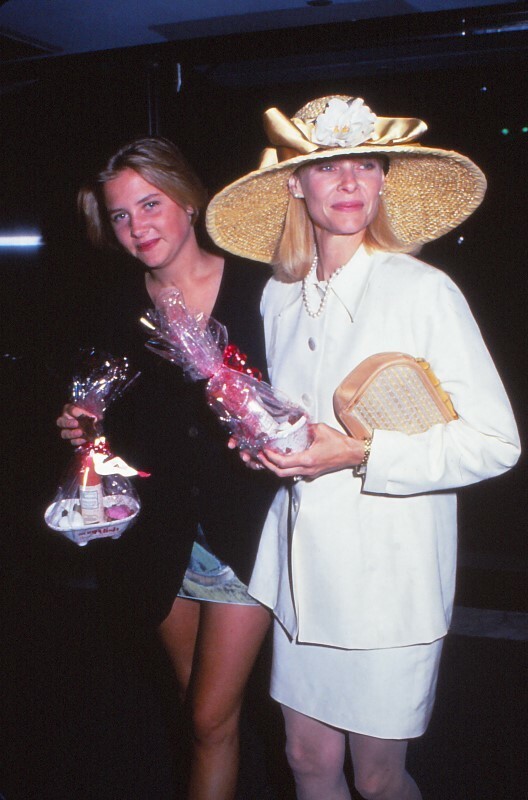 Dia Kate Capshaw with Daughter Jessica 1991 KB Format Photographer P8-23-5-4