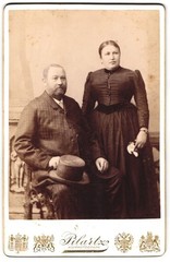 Photography Pilartz, Bad Kissingen, Saltworks Promenade, Elegant Couple in Studio