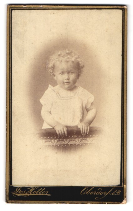 Photograph Joseph Hotter, Oberdorf b. B., portrait little girl in white class