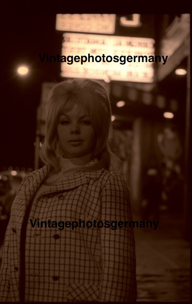 Z6038 Negative 1960s American Social History Topless Girl Jeani Monroe Pinup Nude