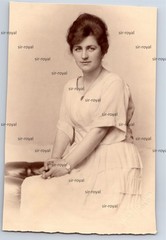Detmold 1920 – Pretty Woman in Portrait – 1920s – RPPC – Photo Postcard 9x14cm