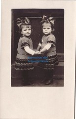 Photo postcard two girls with bow children around 1914