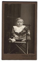 Photograph Friedrich Hartmann, Kaiserslautern, Eisenbahnstr. 41, child in dress