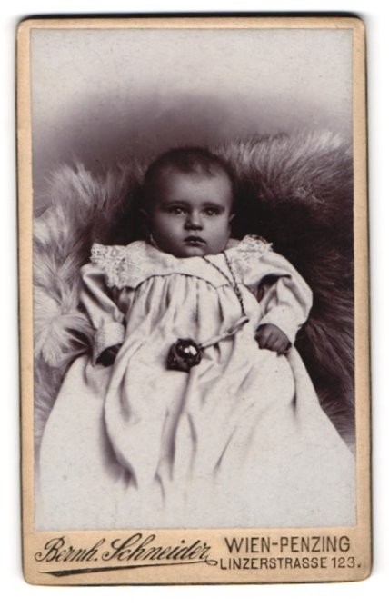 Photograph Bernh. Schneider, Vienna-Penzing, Linzerstr. 123, Cute Toddler in K