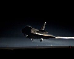New Photo: Atlantis Landing of Final Space Shuttle Mission, STS-135 – 6 Sizes!