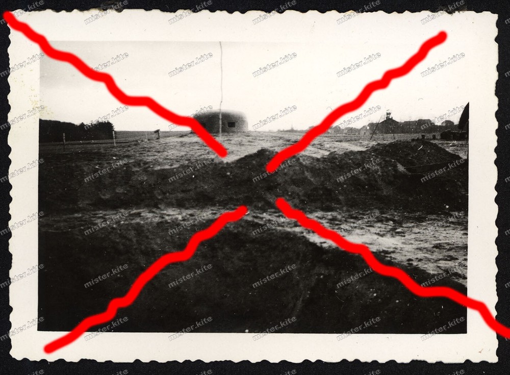 Photo-West Wall-Siegfried-Line-Defence Line-Bunker-Wehrmacht-WW2-175