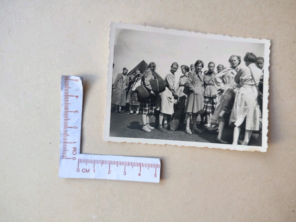 🟠 Vintage Photograph Photo 1950s Girls Women Travel