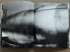 🎈SupRARE! Daido Moriyama – Fondation Cartier pour l’art contemporain 2003 Araki